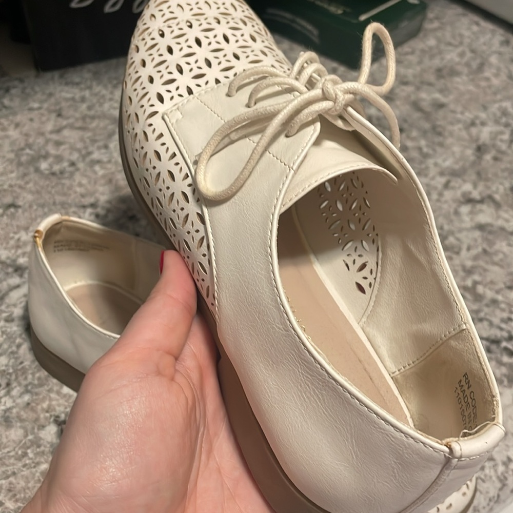 Like new ivory shoe from Primark; sz 8 - Picture 4 of 4